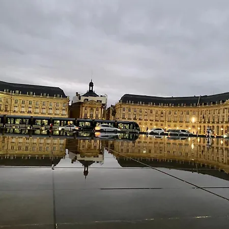 Bel Renove - Place Du Palais Avec Parking *
