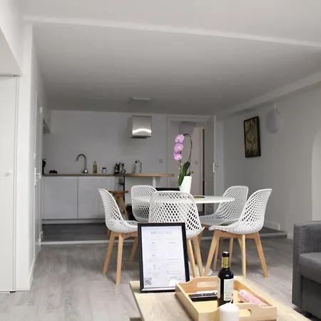 Bel Renove - Place Du Palais Avec Parking Apartment Bordeaux