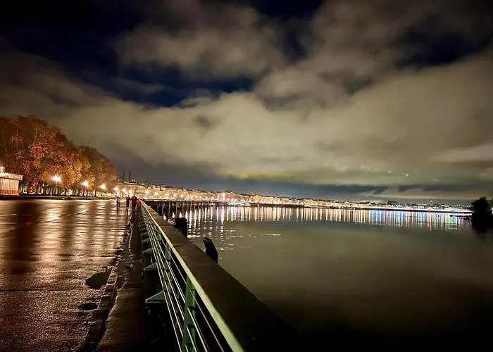 Bel Renove - Place Du Palais Avec Parking 보르도