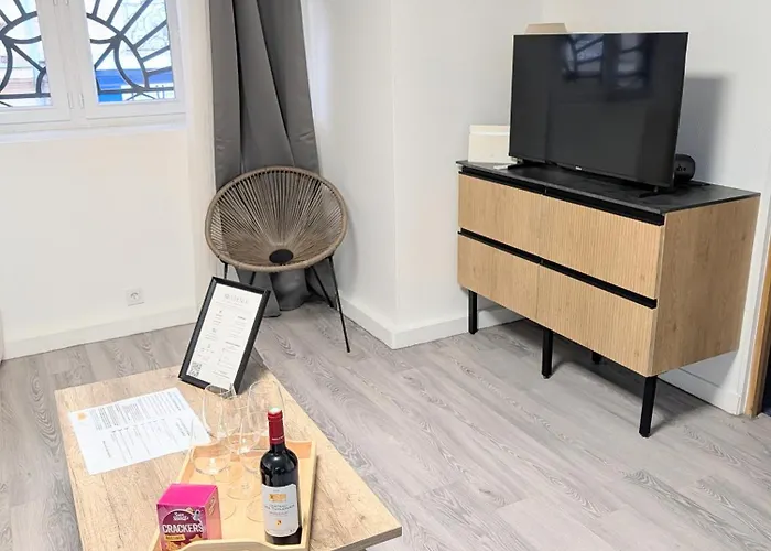 Apartament Bel Renove - Place Du Palais Avec Parking Bordeaux